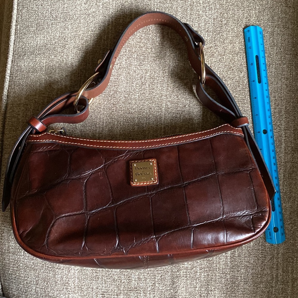 Dooney & BOURKE brown satchel handbag with dust bag. clean inside and out.